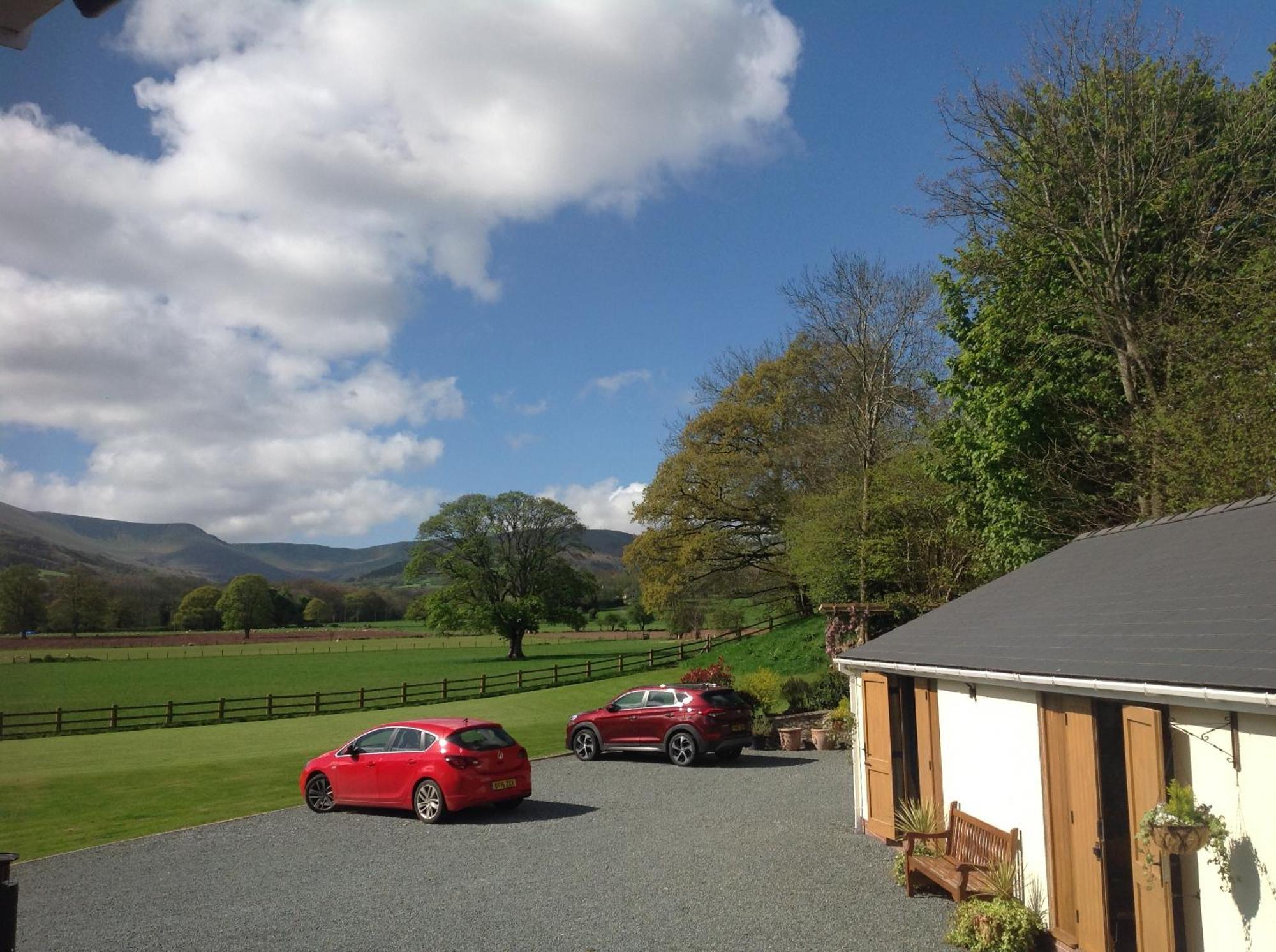 The Lodge Brecon B&B 外观 照片