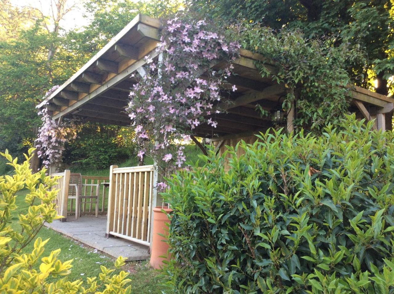 The Lodge Brecon B&B 外观 照片