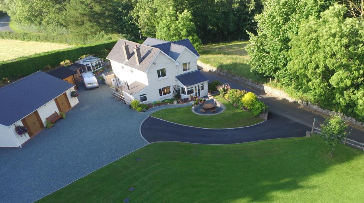 The Lodge Brecon B&B 外观 照片