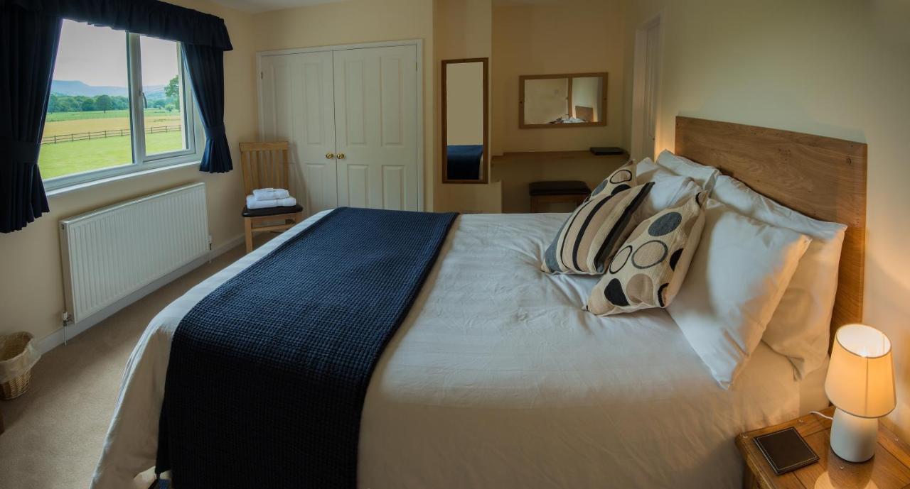 The Lodge Brecon B&B 外观 照片